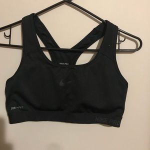 NIKE dri-fit Nike pro sports bra, Black size M